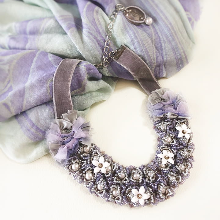 ネックレス｜丸小ビーズの花｜atelier KAZUMI｜アトリエカズミ