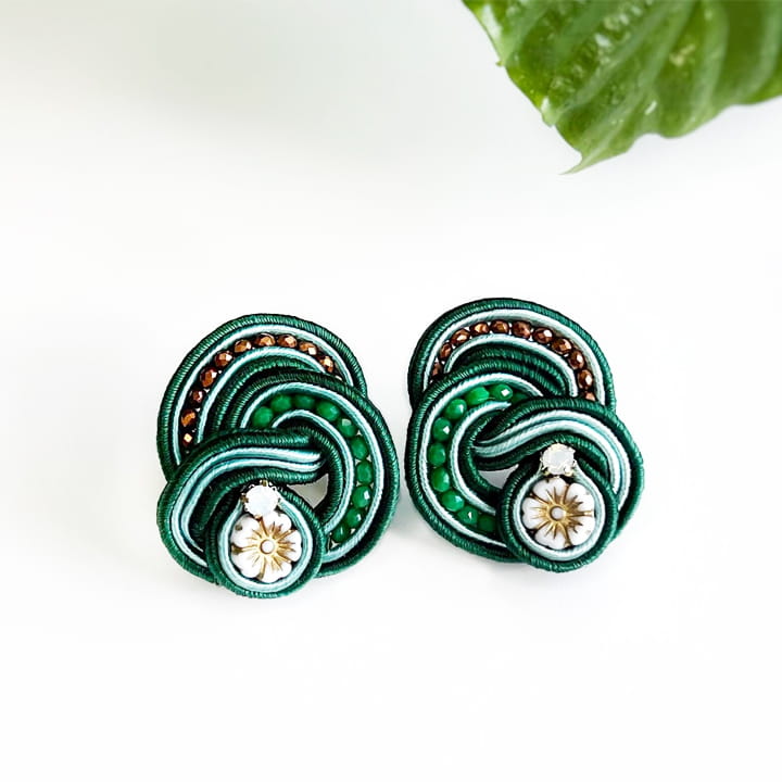 イヤリング｜ソウタシエ｜グリーン｜atelierKAZUMI｜アトリエカズミ